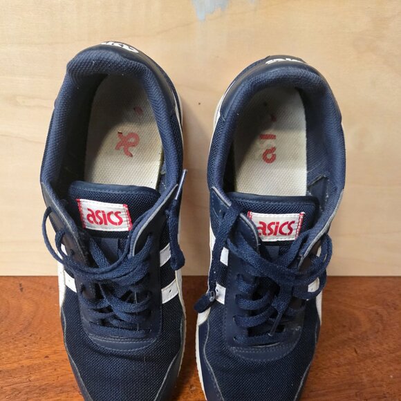 Asics Tiger R2- Navy on Navy - Picture 11 of 13